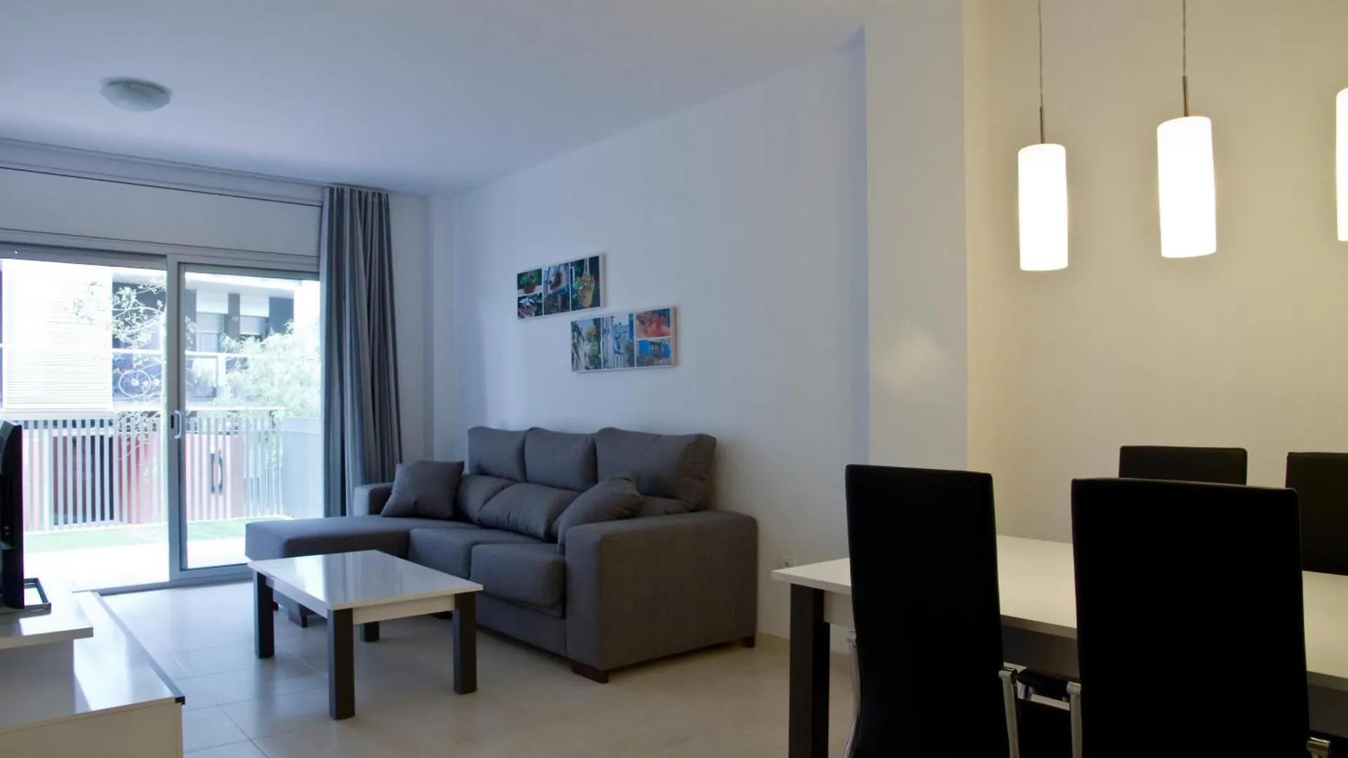 Rentalmar Paradise Families Only Con Parking Salou Appartamento